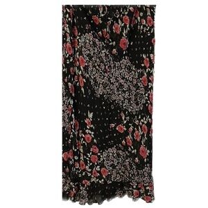 Chelsea & Violet Black Floral Skirt